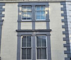 City Centre Studio - Easy Transport Links