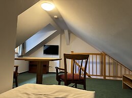 LH Hotel Mlýn Old Town