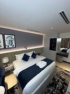 Blu Pearl Hotel & Residence