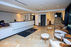 Blu Pearl Hotel & Residence