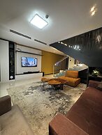 Blu Pearl Hotel & Residence