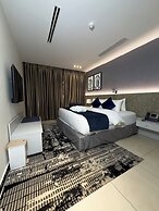 Blu Pearl Hotel & Residence