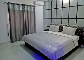 Gbemiro Ambassador Hotel and Suites