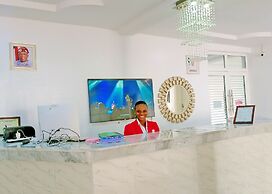 Gbemiro Ambassador Hotel and Suites