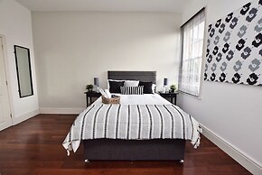 Derby 2 Bed House - University & City