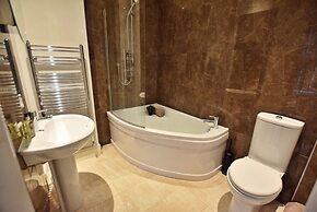 Derby 2 Bed House - University & City
