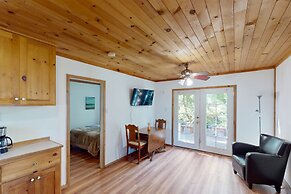 Rouge Cobb Mountain Cabins