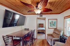 Rouge Cobb Mountain Cabins