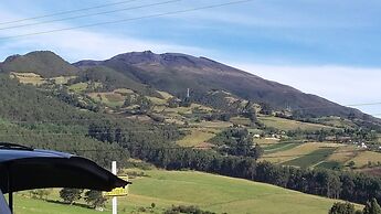 Serene Mountain Retreat in Pasto, Colombia - Your Home Away From Home