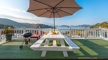 Yeosu Grace Family Pension