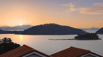Yeosu Grace Family Pension
