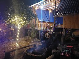 Homestay Wooden House Măng Đen