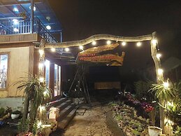 Homestay Wooden House Măng Đen