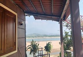 Homestay nha go Lan Anh