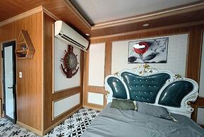 Homestay nha go Lan Anh