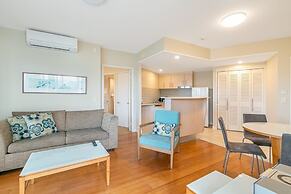 Deluxe Seaside Salt Dual Key Apartment