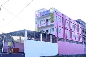 Roy Guest House