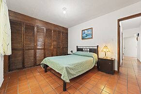 3 Bedrooms House Ideal for Families