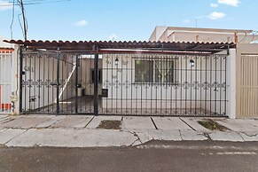 3 Bedrooms House Ideal for Families