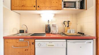 Apartment in Chamrousse With Mountain Views
