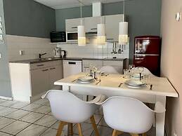 Ground-floor Apartment in Petten in Centre