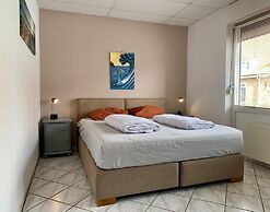 Ground-floor Apartment in Petten in Centre