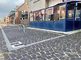 Ground-floor Apartment in Petten in Centre