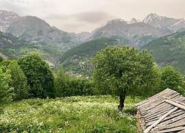 Apartment in Allos With Ski Slope Access