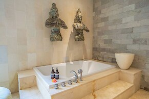 OMEKAI Cemagi by Nakula