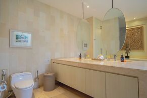 OMEKAI Cemagi by Nakula