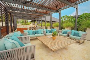 OMEKAI Cemagi by Nakula