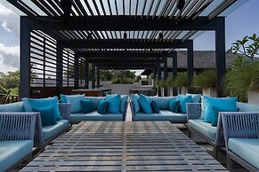 OMEKAI Cemagi by Nakula