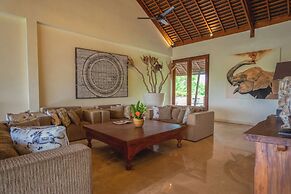 OMEKAI Cemagi by Nakula