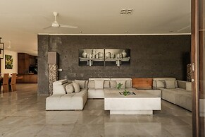 OMEKAI Cemagi by Nakula