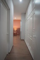 Modern Flat with 2 Bedrooms Near sea