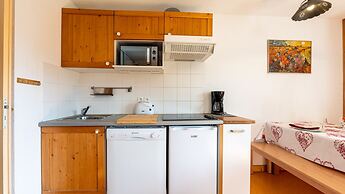 Apartment in Saint-sorlin With Mountain Views