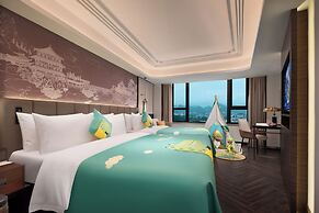 Jinjiang Metropolo Hotel Guilin Elephant Trunk Hill Two Rivers and Fou