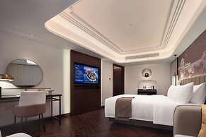 Jinjiang Metropolo Hotel Guilin Elephant Trunk Hill Two Rivers and Fou