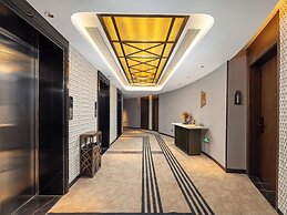 Jinjiang Metropolo Hotel Guilin Elephant Trunk Hill Two Rivers and Fou