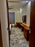 Hotel Majestic Heights