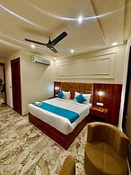 Hotel Majestic Heights