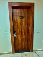 Hotel Majestic Heights