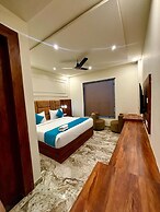 Hotel Majestic Heights