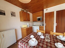 Alpine Apartment for 8 Guests