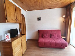 Alpine Apartment for 8 Guests
