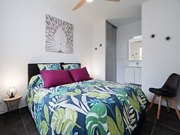 Spacious Villa Near Valras Beach