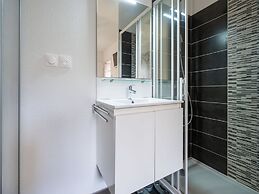 Spacious Villa Near Valras Beach