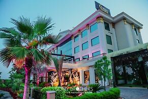 TULIPS RESORT