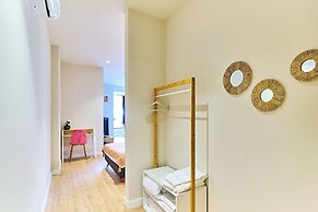 Apartamentos Delia by gaiarooms