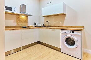Apartamentos Delia by gaiarooms